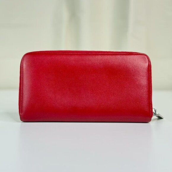 Chanel Red Leather CC Logo Wallet - Elegant Classic Design - Picture 2 of 8